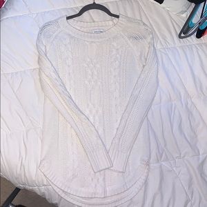 Cream/white sweater